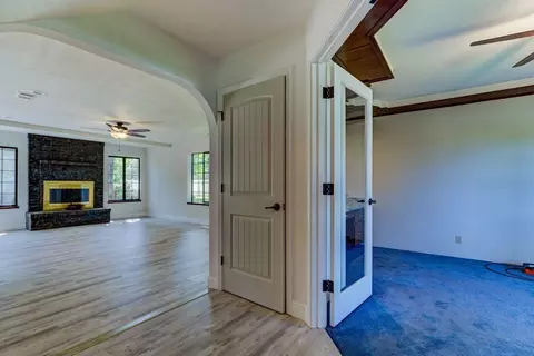 20369 Greenview Dr, Redding, CA 96002 photo 15