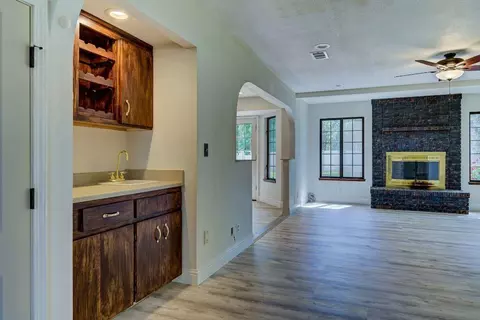20369 Greenview Dr, Redding, CA 96002 photo 10