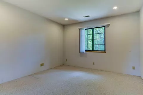 20369 Greenview Dr, Redding, CA 96002 photo 31