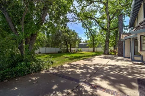 20369 Greenview Dr, Redding, CA 96002 photo 41