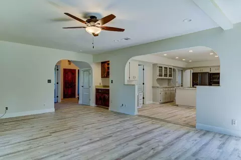 20369 Greenview Dr, Redding, CA 96002 photo 9