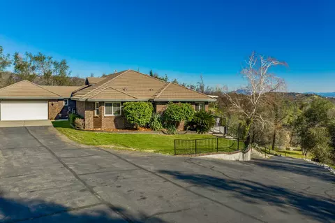 15433 Mountain Shadows Dr, Redding, CA 96001 photo 32