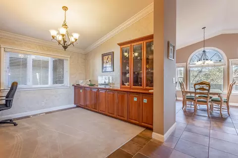 15433 Mountain Shadows Dr, Redding, CA 96001 photo 10