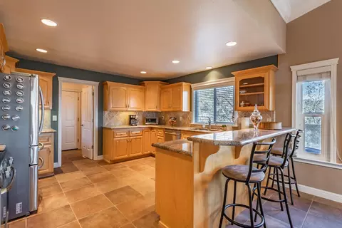 15433 Mountain Shadows Dr, Redding, CA 96001 photo 11