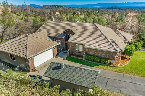 15433 Mountain Shadows Dr, Redding, CA 96001 photo 1