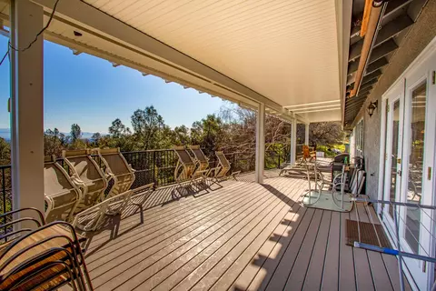 15433 Mountain Shadows Dr, Redding, CA 96001 photo 4