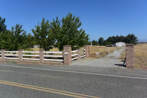 19983 Red Bank Rd, Red Bluff, CA 96080 photo 1