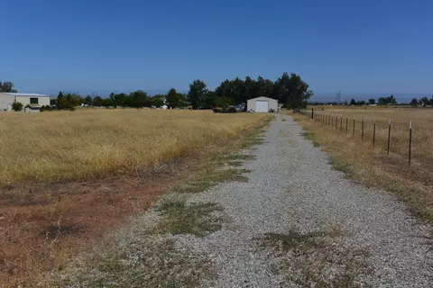 19983 Red Bank Rd, Red Bluff, CA 96080 photo 3