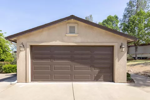 20010 Brave St, Redding, CA 96003 photo 28