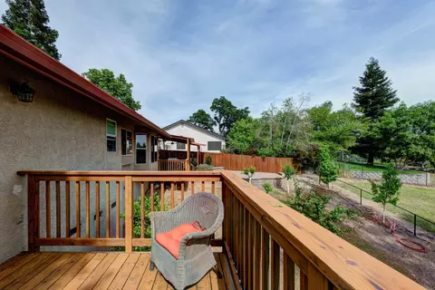 2631 Howard Dr, Redding, CA 96001 photo 54