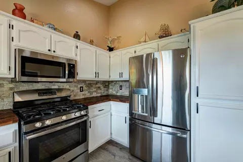 2631 Howard Dr, Redding, CA 96001 photo 30