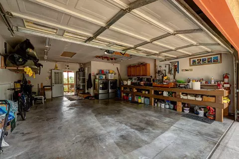 2631 Howard Dr, Redding, CA 96001 photo 8