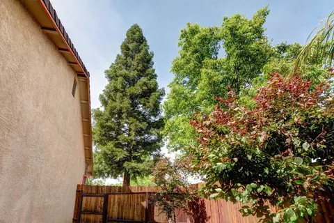2631 Howard Dr, Redding, CA 96001 photo 19