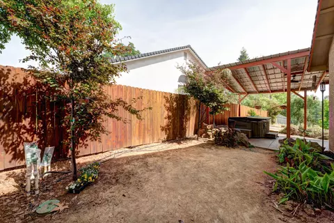 2631 Howard Dr, Redding, CA 96001 photo 18