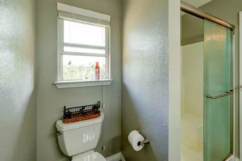 2631 Howard Dr, Redding, CA 96001 photo 46
