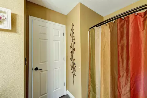 2631 Howard Dr, Redding, CA 96001 photo 39