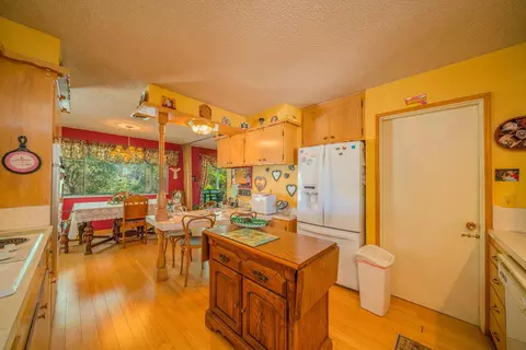 3310 Winding Way, Redding, CA 96003 photo 10