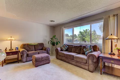 1322 Ledell Dr, Redding, CA 96002 photo 4