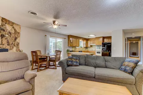 1322 Ledell Dr, Redding, CA 96002 photo 6