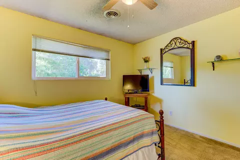 1322 Ledell Dr, Redding, CA 96002 photo 18
