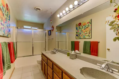 1322 Ledell Dr, Redding, CA 96002 photo 13