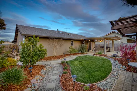 4488 Rose Terrace Dr, Redding, CA 96001 photo 60