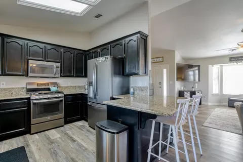 4488 Rose Terrace Dr, Redding, CA 96001 photo 25