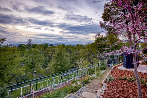 4488 Rose Terrace Dr, Redding, CA 96001 photo 2