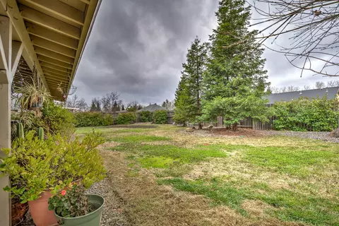 2665 Rhinestone Way, Redding, CA 96001 photo 5