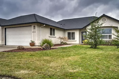2665 Rhinestone Way, Redding, CA 96001 photo 2