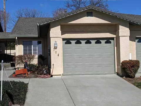 714 Stonebriar Trl, Redding, CA 96003 photo 2