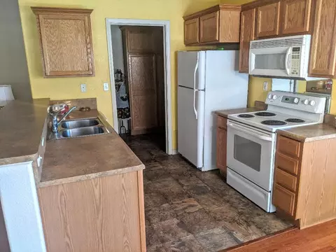 714 Stonebriar Trl, Redding, CA 96003 photo 13