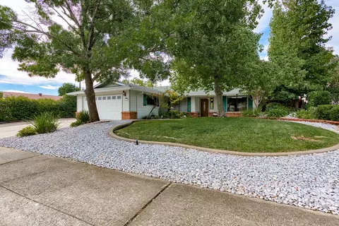 1656 Kildare Dr, Redding, CA 96001 photo 1