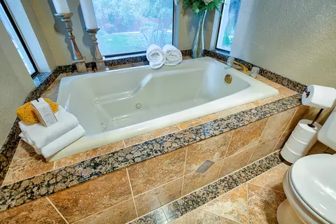 1656 Kildare Dr, Redding, CA 96001 photo 4