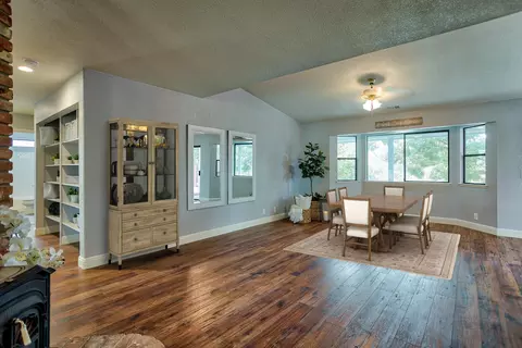 1656 Kildare Dr, Redding, CA 96001 photo 8