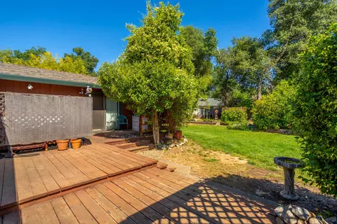 1131 Kirkwood Cir, Redding, CA 96003 photo 19