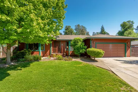 1131 Kirkwood Cir, Redding, CA 96003 photo 1