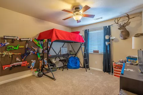 3921 Capricorn Way, Redding, CA 96002 photo 11