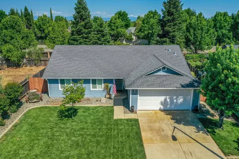 3921 Capricorn Way, Redding, CA 96002 photo 23