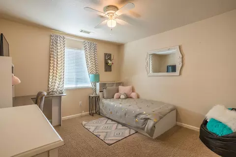 3921 Capricorn Way, Redding, CA 96002 photo 10