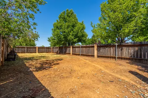 3921 Capricorn Way, Redding, CA 96002 photo 18