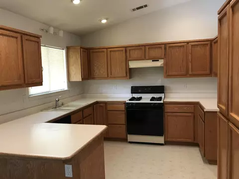 2578 Dewberry Dr, Redding, CA 96003 photo 8
