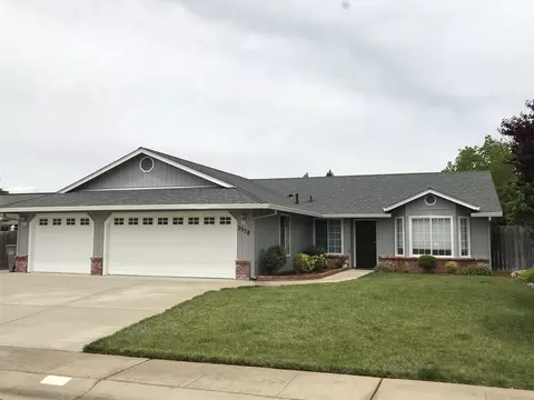2578 Dewberry Dr, Redding, CA 96003 photo 1