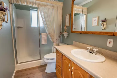 4098 Notre Dame Ave, Redding, CA 96003 photo 11