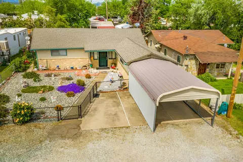 4098 Notre Dame Ave, Redding, CA 96003 photo 1