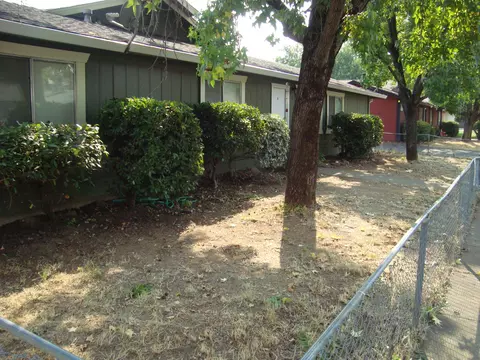 753 Kerryjen Ct, Redding, CA 96002 photo 1