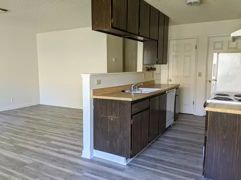 753 Kerryjen Ct, Redding, CA 96002 photo 11