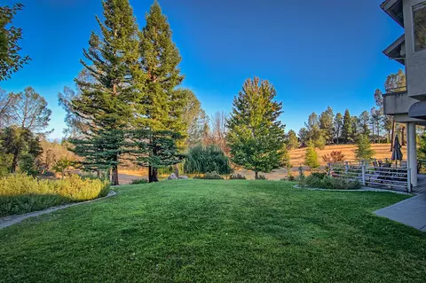 8925 Mirage Ct, Redding, CA 96001 photo 37
