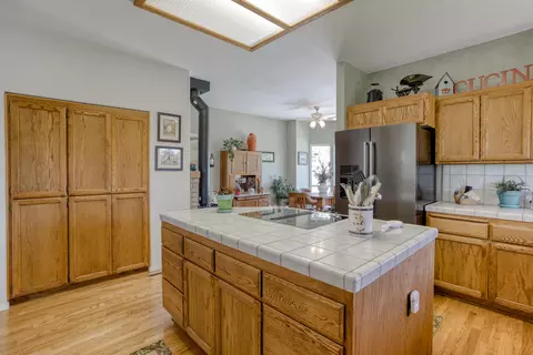 8925 Mirage Ct, Redding, CA 96001 photo 19