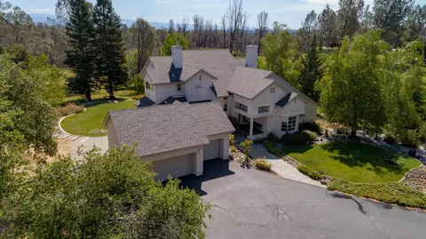 8925 Mirage Ct, Redding, CA 96001 photo 3